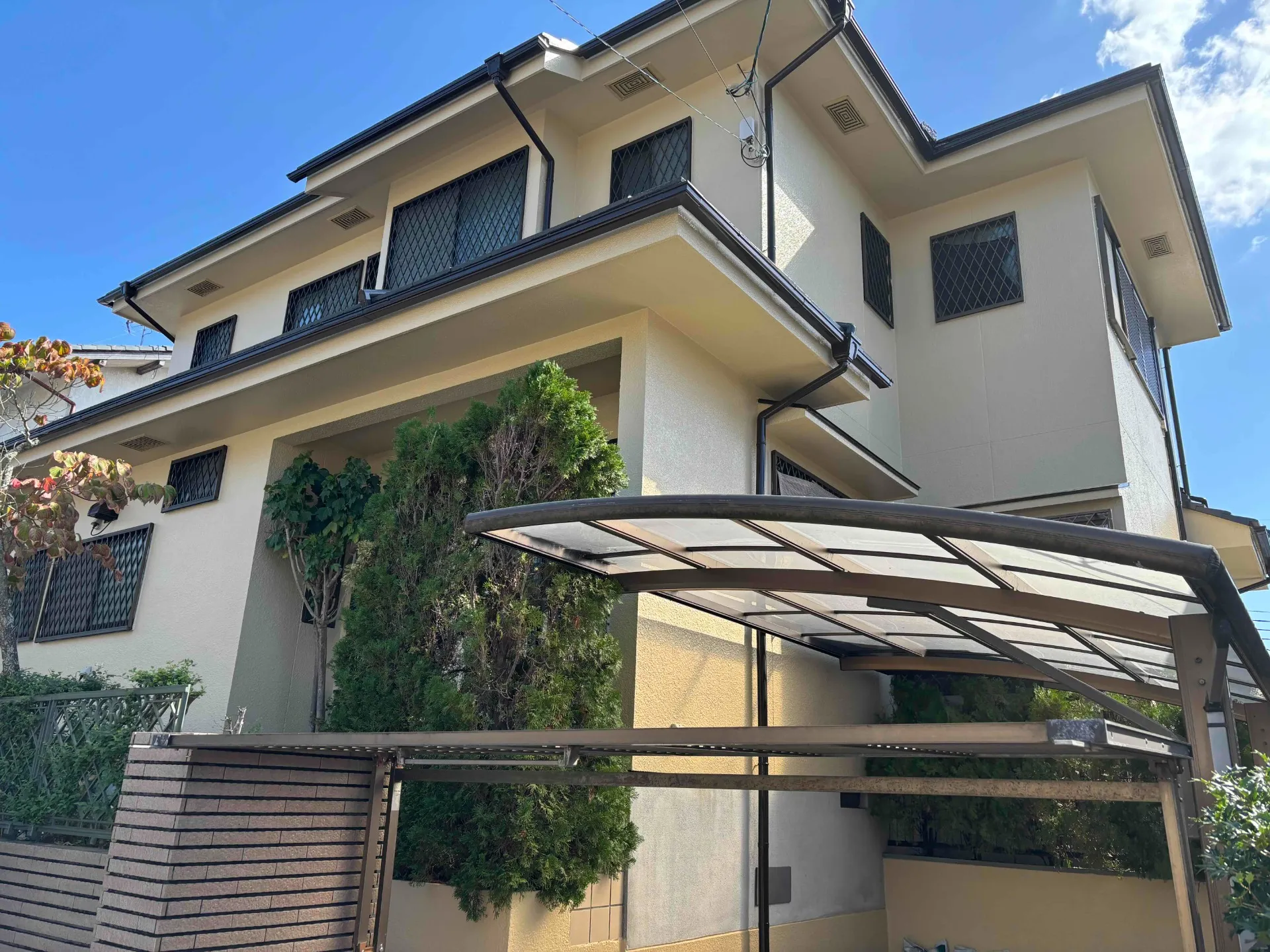 兵庫県川西市H様邸 外壁・屋根塗装工事が終了いたしました