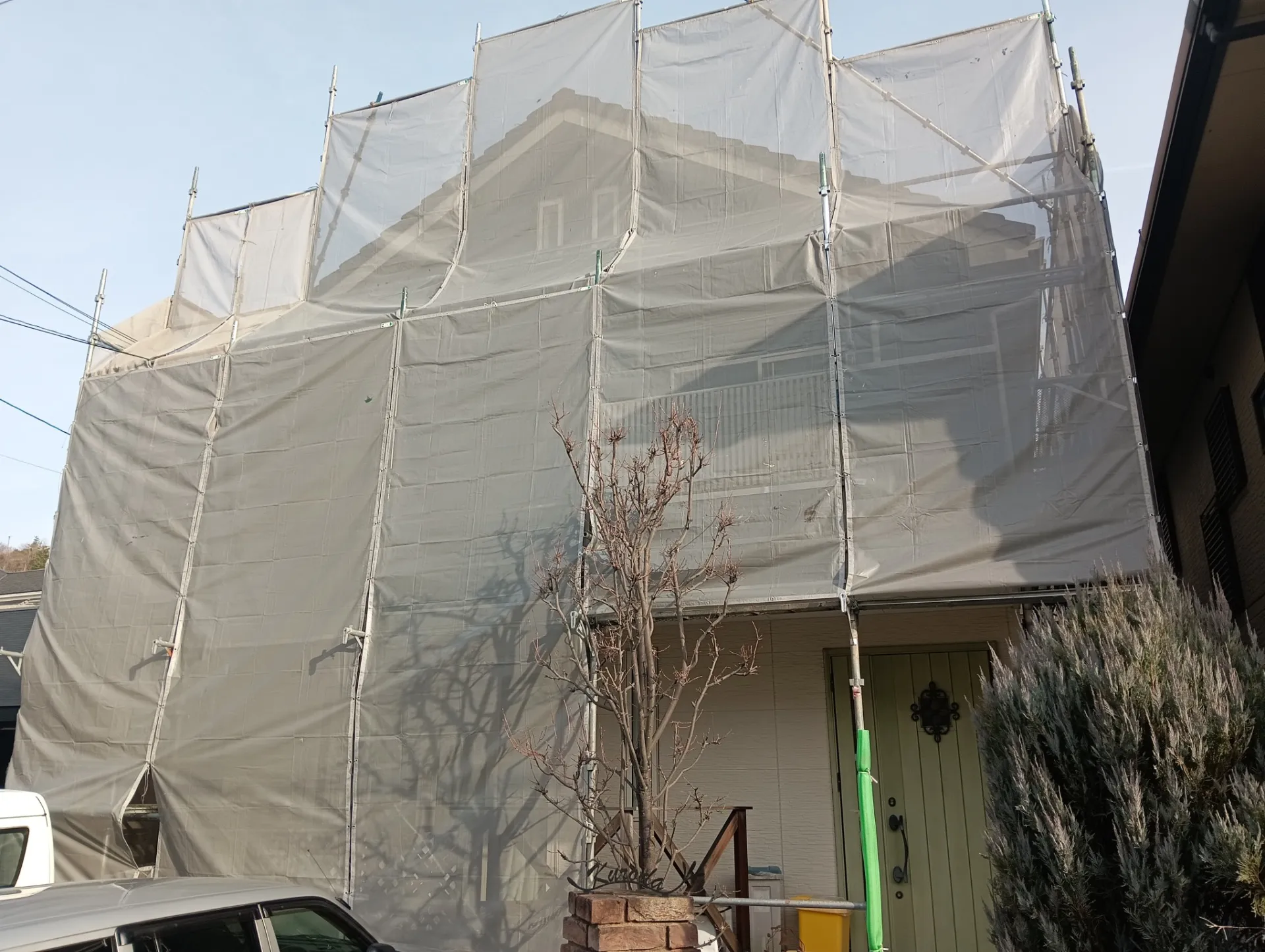 兵庫県宝塚市K様邸 外壁塗装工事が始まりました