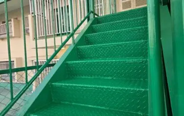 ［鉄骨外部階段塗装工事］兵庫県伊丹市マンション